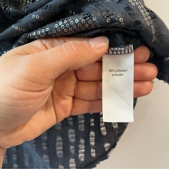 Maurice’s Metallic Detail Distressed Top Medium - Picture 5 of 6